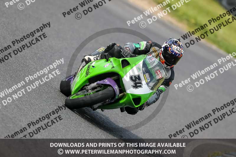 enduro digital images;event digital images;eventdigitalimages;lydden hill;lydden no limits trackday;lydden photographs;lydden trackday photographs;no limits trackdays;peter wileman photography;racing digital images;trackday digital images;trackday photos